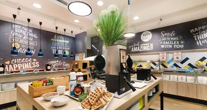 Hampton by Hilton Krakow