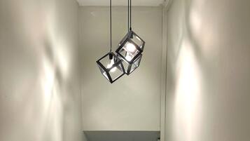 Televisión 32 pulgadas con canales de televisión vía satélite