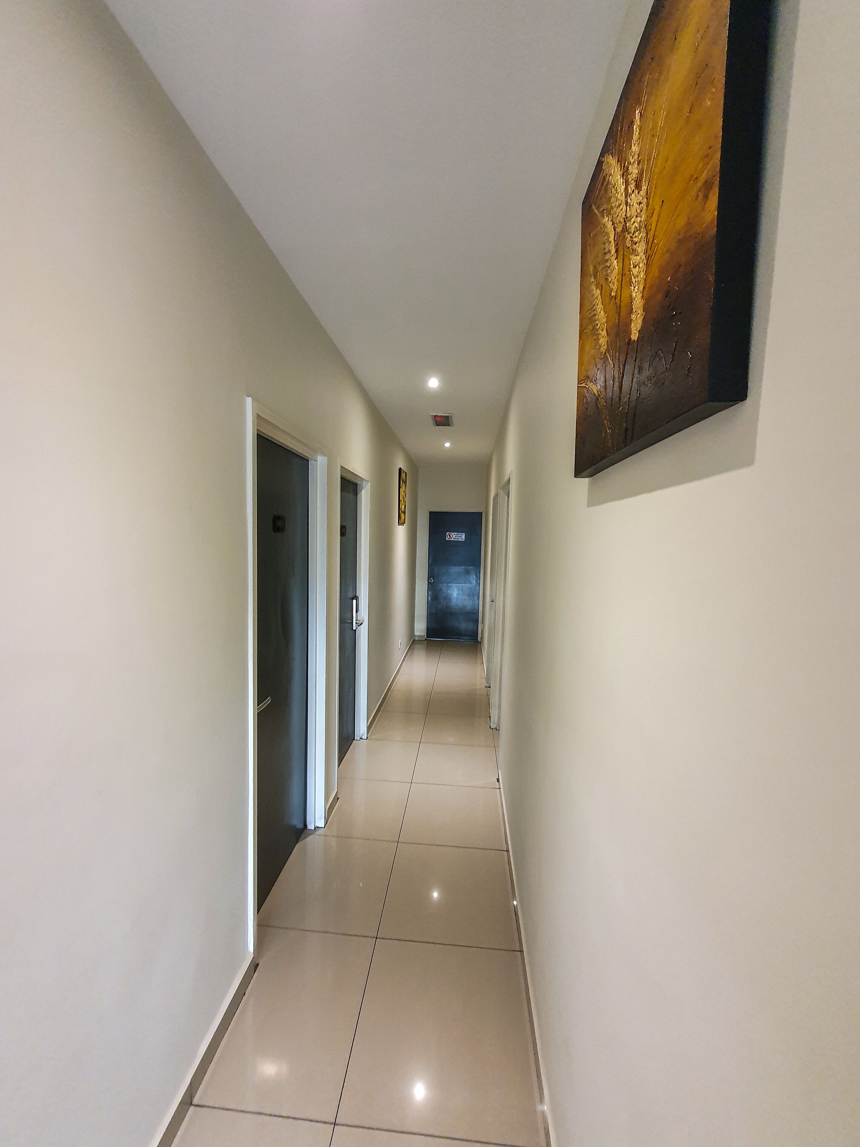 Photo - De UPTOWN Hotel @ SS2