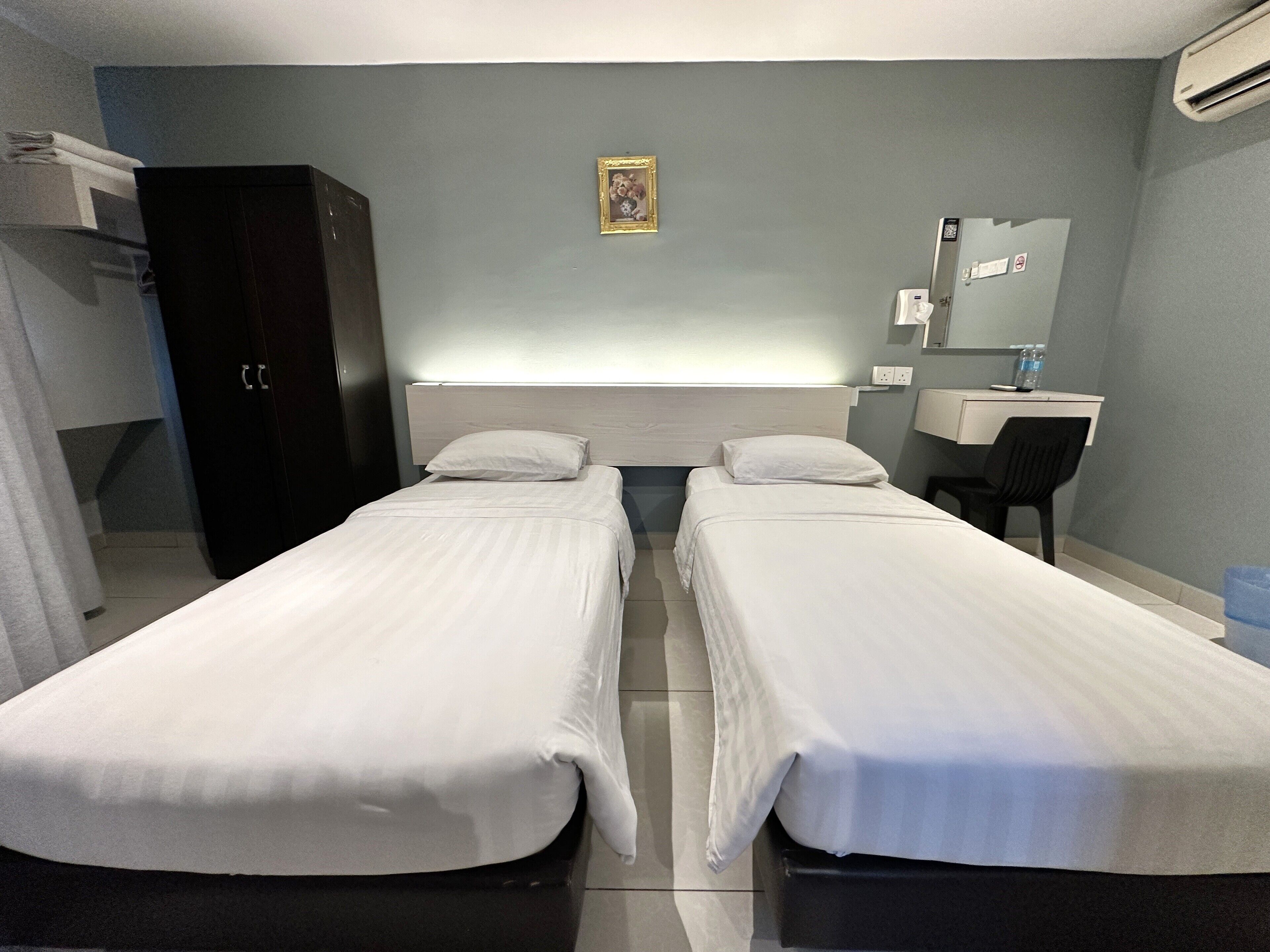 Photo - De UPTOWN Hotel @ SS2