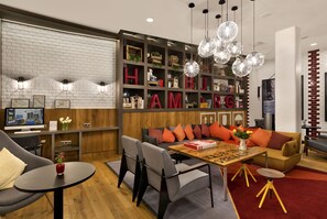 Lobby lounge - Citadines Michel Hamburg (Hamburg)