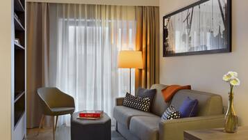 Premium bedding, in-room safe, desk, laptop workspace