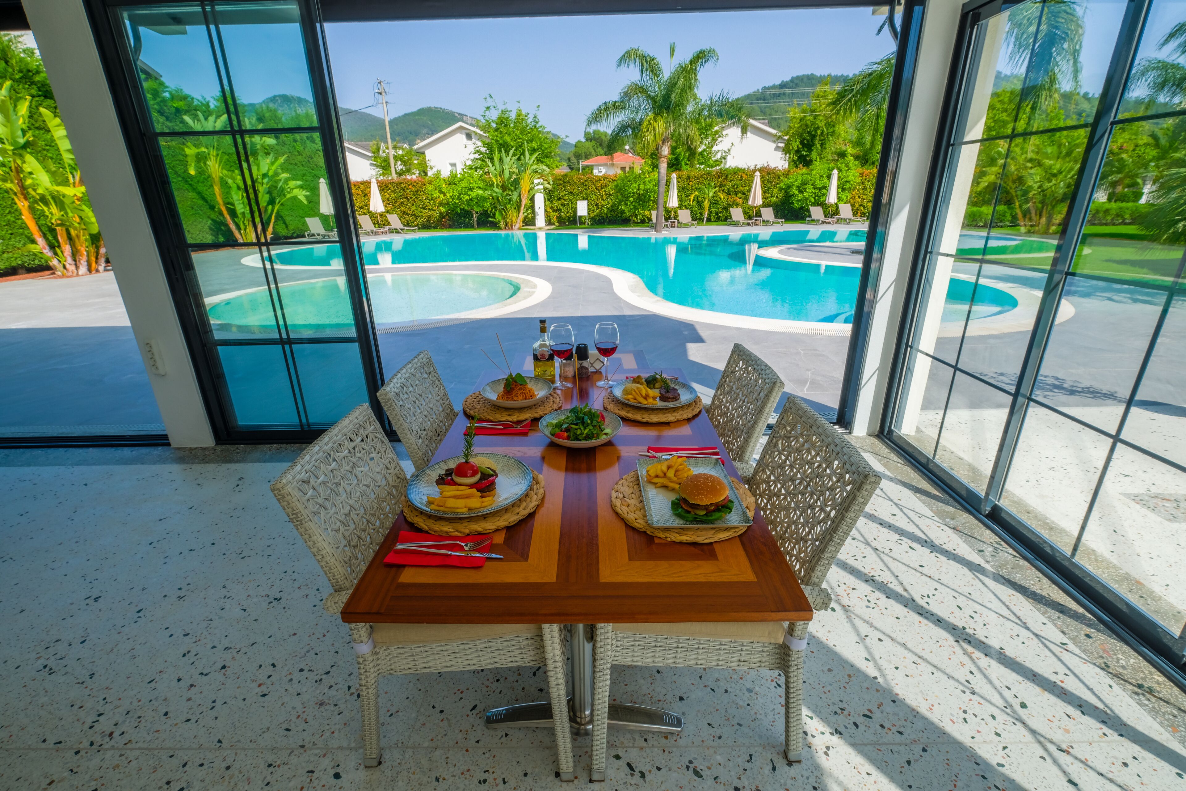 breakfast, lunch, dinner served; turkish cuisine