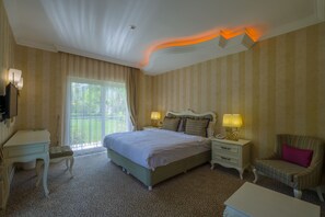 Standard Double Room | Minibar, in-room safe, desk, soundproofing - Grand Göcek Hotel (Fethiye)