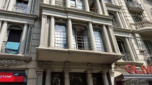 واجهة المنشأة