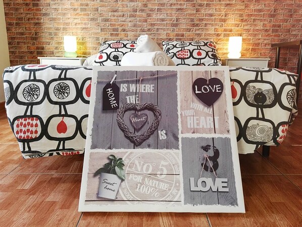 خزنة داخل الغرفة ومكتب وواي فاي مجانًا وملاءات أسرّة