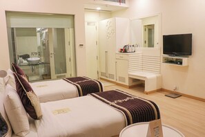 أغطية فراش متميزة وألحفة محشوة بالريش وأسرّة بإسفنج يتكيف مع شكل الجسم