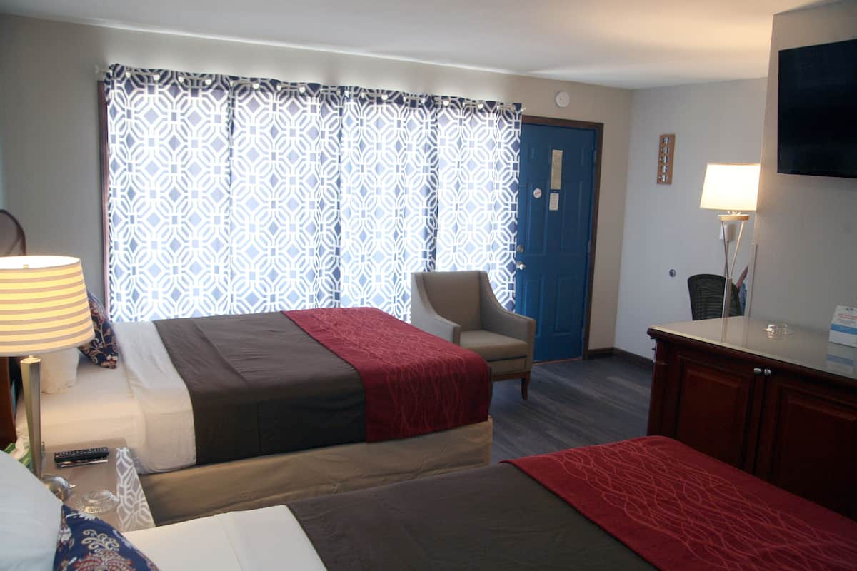 Basic Double Room, 2 Queen Beds, Smoking, City View | Desk, iron/ironing board, free WiFi, bed sheets
