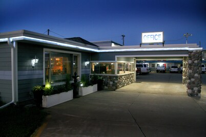 South T Motel