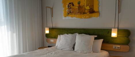 Premium bedding, Select Comfort beds, in-room safe, desk