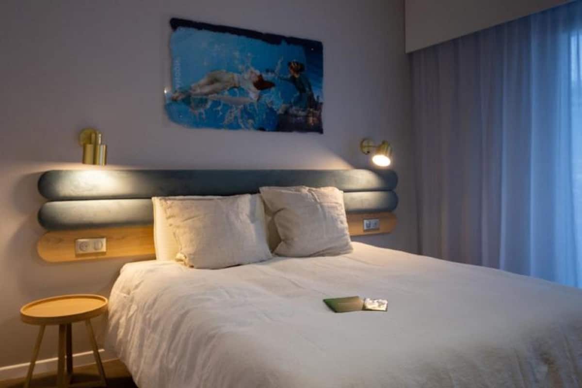 chambre exclusive | 1 bedroom, premium bedding, select comfort beds, in-room safe