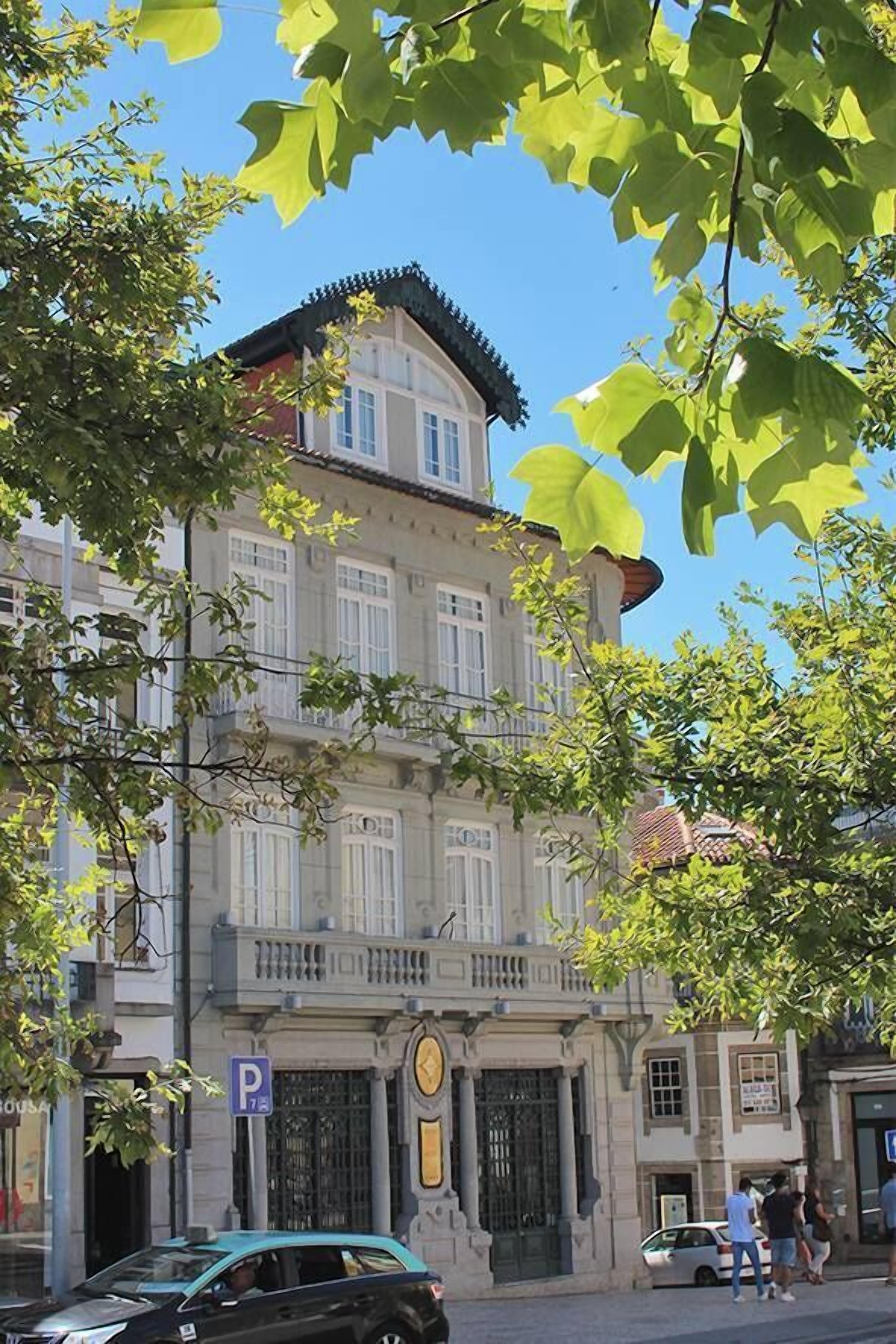 Foto - EMAJ Guimarães Boutique Hotel