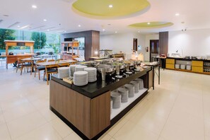 Restaurant - favehotel Hyper Square (Bandung)