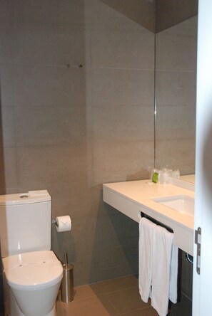 ダブルまたはツインルーム | バスルームのシンク