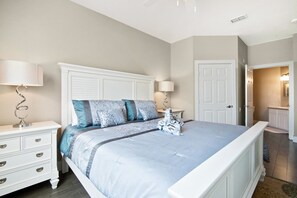 Condo, 3 habitaciones | Ropa de cama