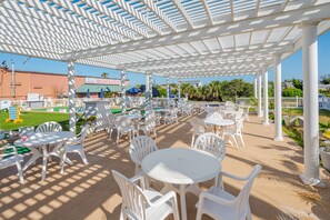 2 Restaurants, Mittagessen, Abendessen, Fisch und Meeresfrüchte