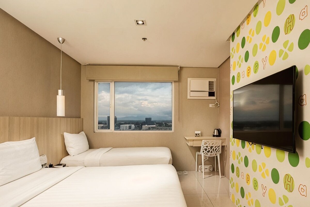 Ropa de cama de alta calidad, colchones viscoelásticos, minibar