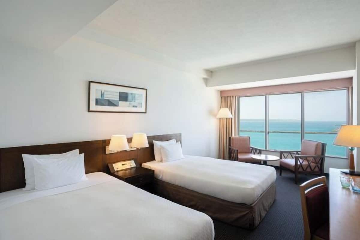 Desk, blackout drapes, iron/ironing board, free WiFi