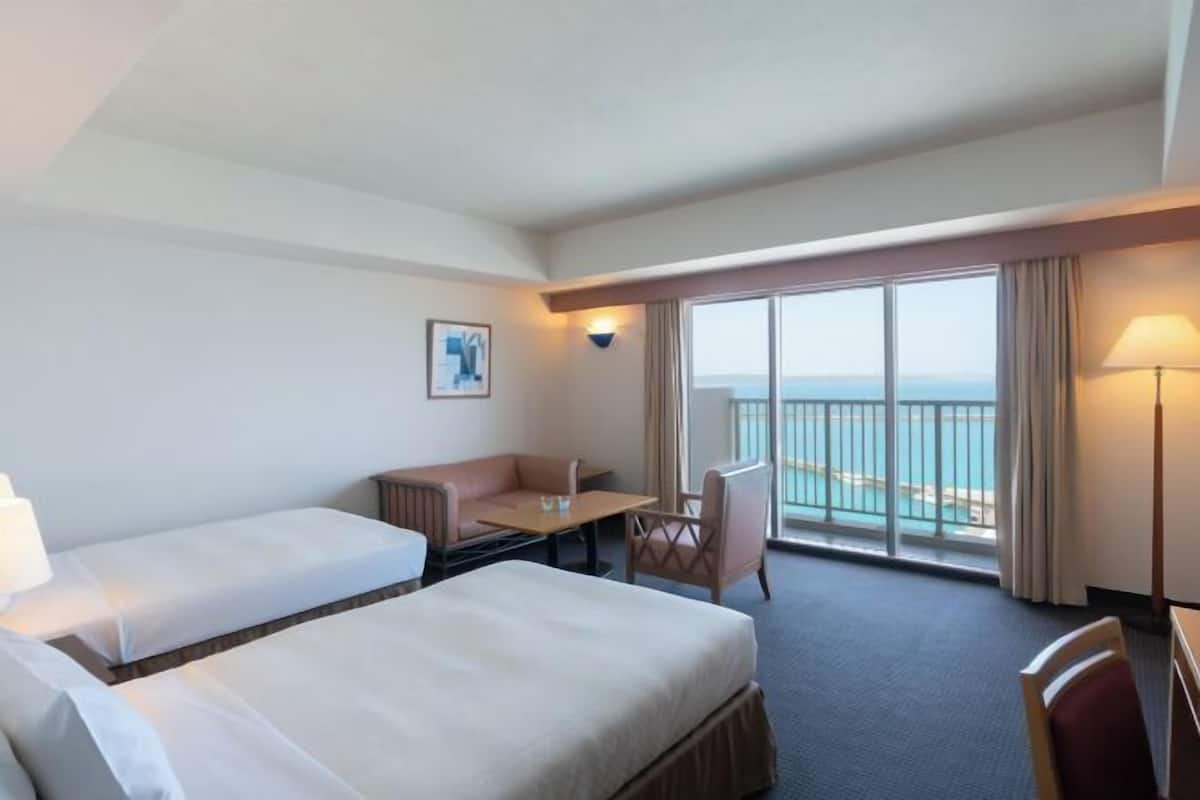 Desk, blackout drapes, iron/ironing board, free WiFi