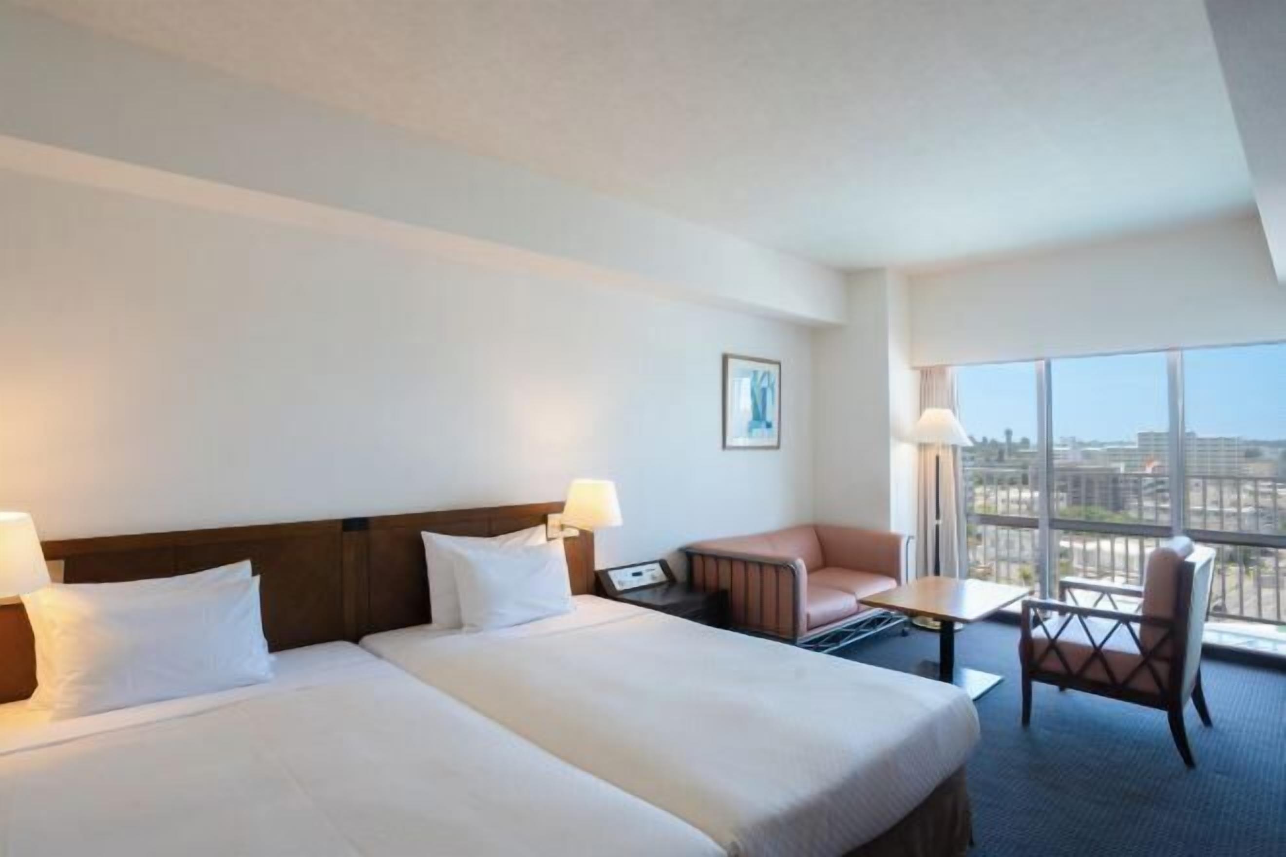 Bureau, rideaux occultants, fer et planche à repasser, Wi-Fi gratuit