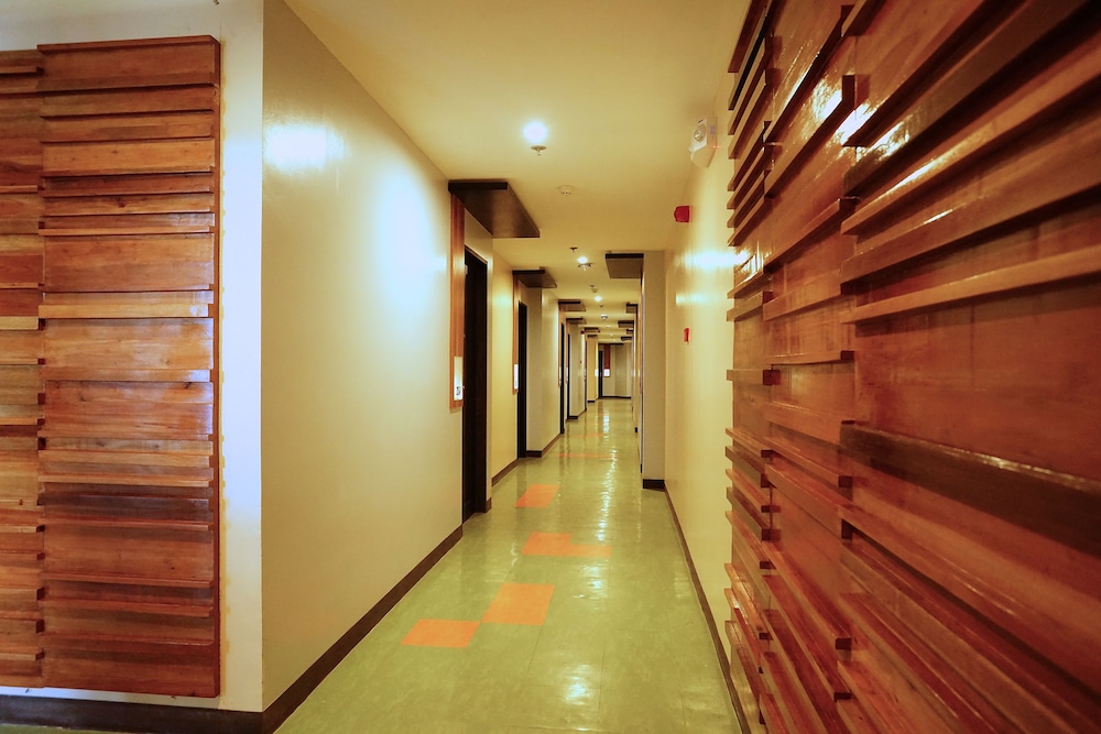 Sugbutel Family Hotel by null