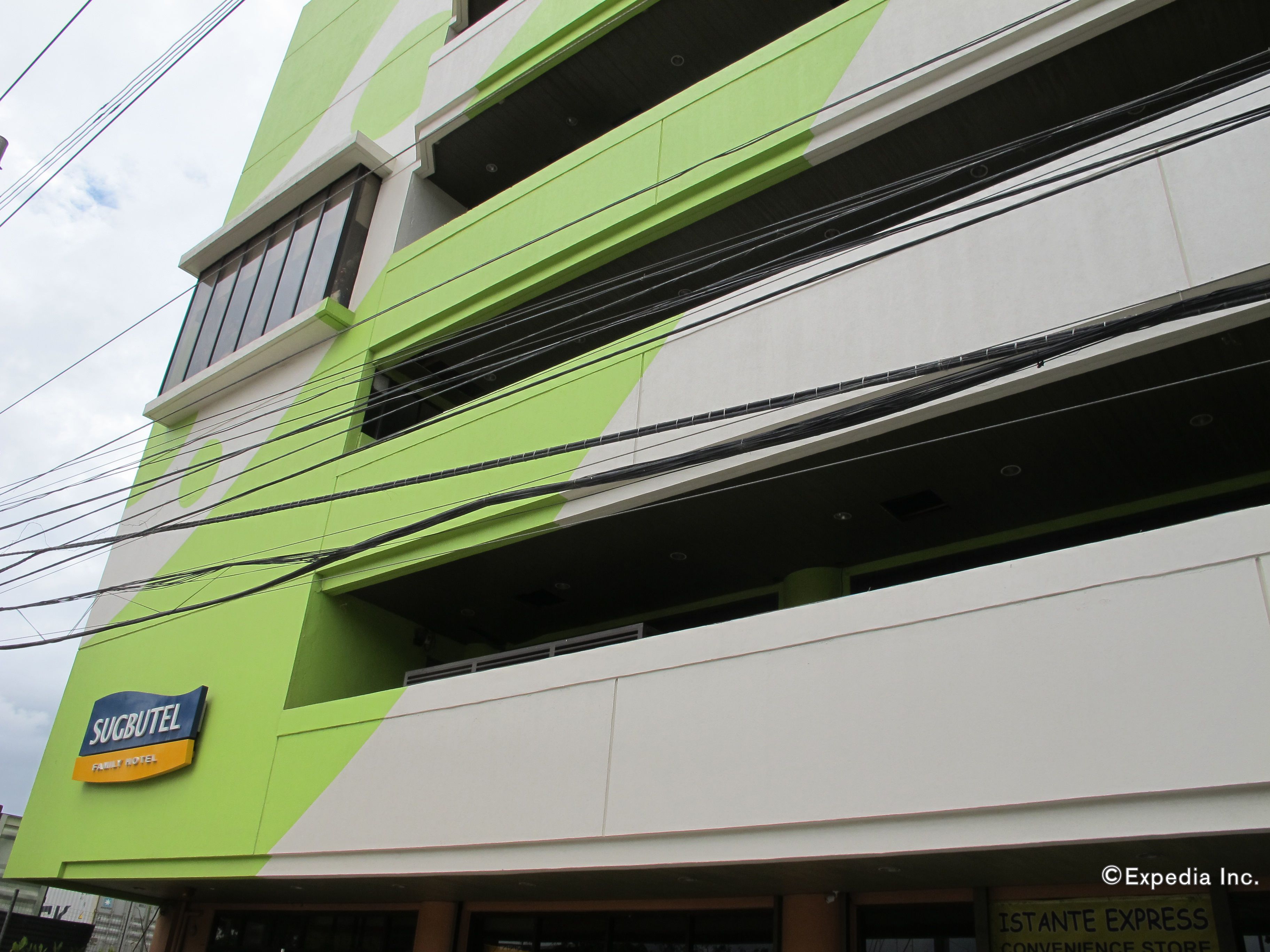 Foto - Sugbutel Family Hotel Cebu powered by Cocotel