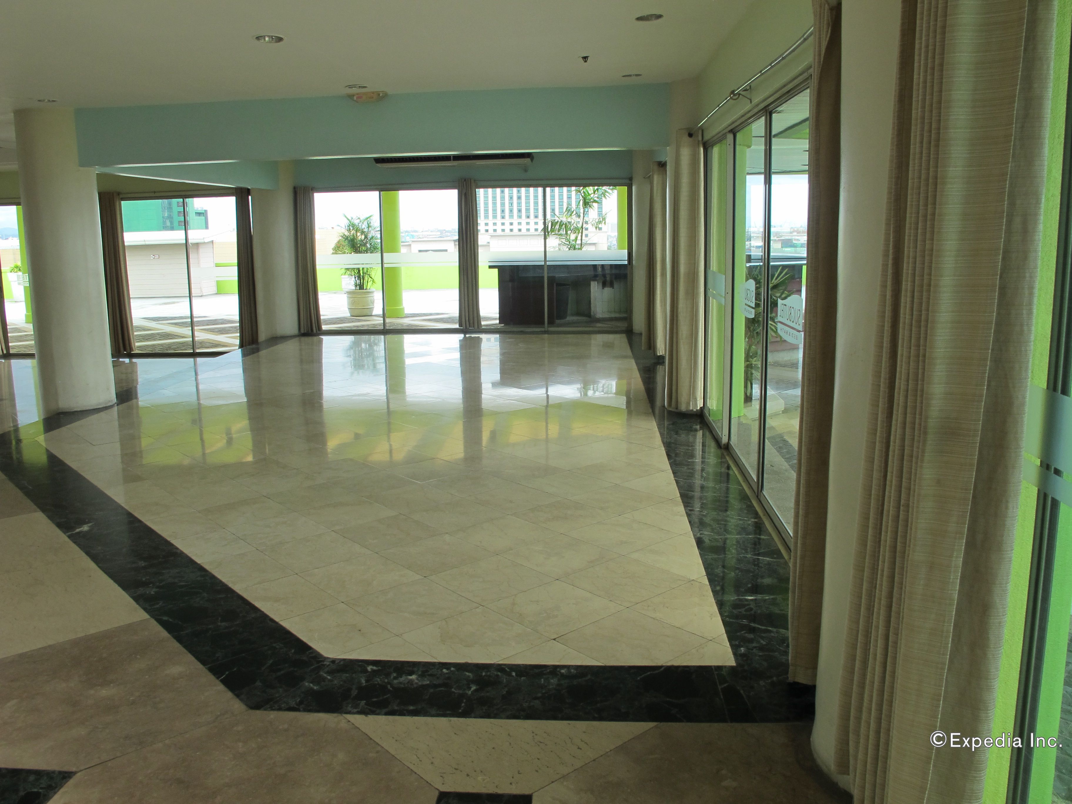 Foto - Sugbutel Family Hotel Cebu powered by Cocotel