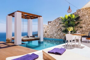 Honeymoon Suite, 1 King Bed, Ocean View (Allure)