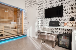 Double Room (Sauna)