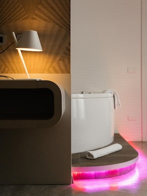Deluxe Suite with Jacuzz | Zimmerausstattung