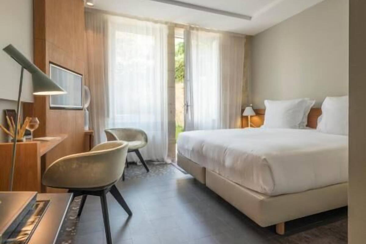 Premium bedding, minibar, in-room safe, blackout drapes