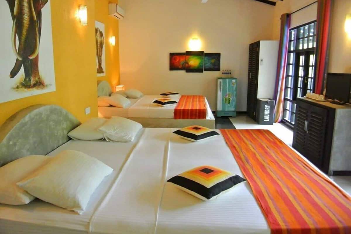 deluxe cabana | minibar, in-room safe, desk, free wifi