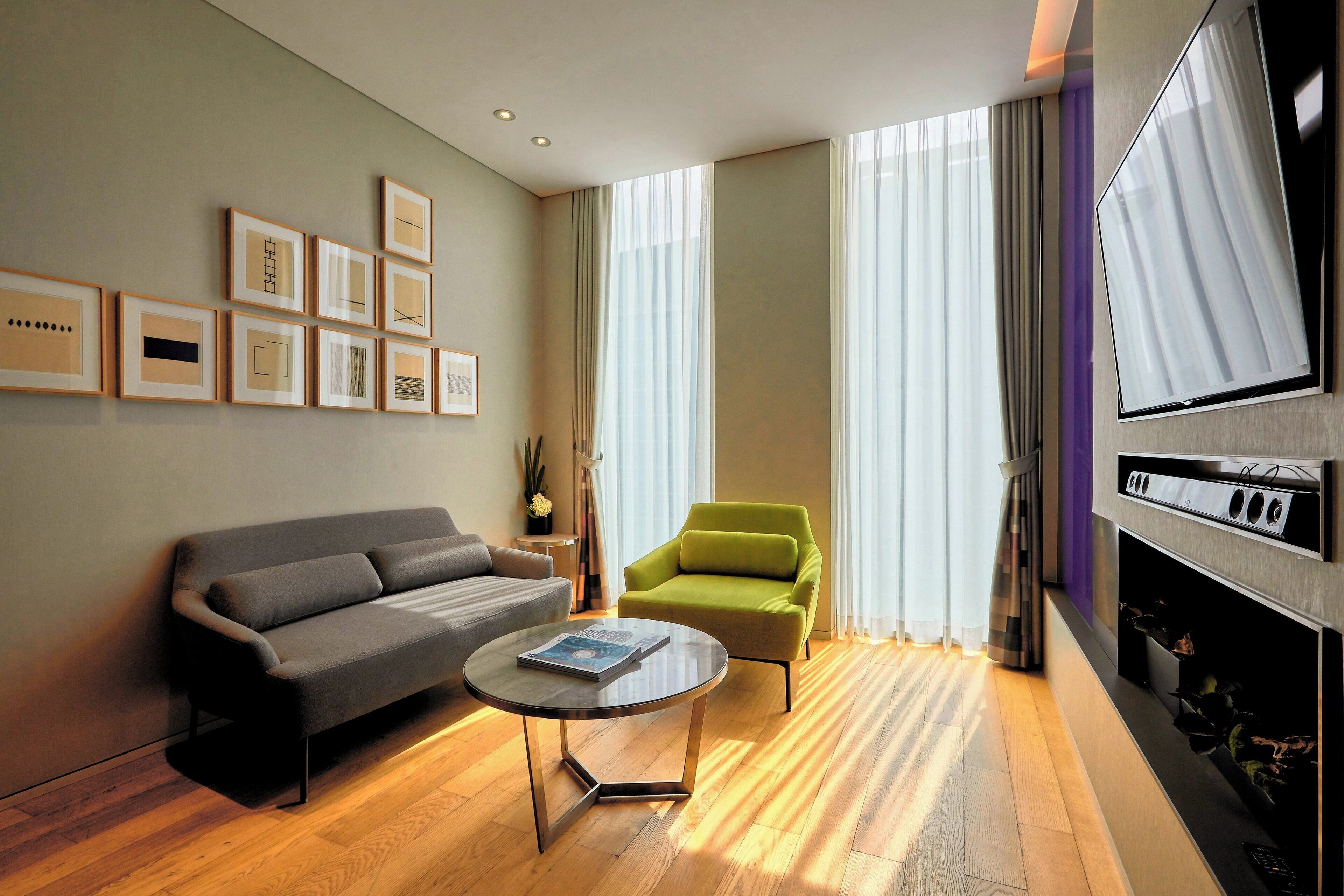 aloft, executive suite, 1 bedroom | in-room safe, desk, free cots/infant beds, free wifi