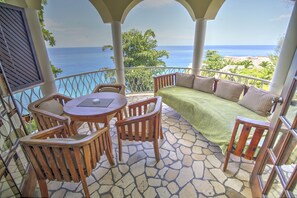 디럭스 스위트, 침실 2개, 발코니, 바다 전망 (Aquarius) | 테라스/파티오