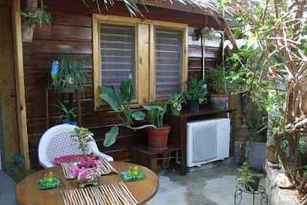 房內夾萬、獨特設計、獨特裝修、熨斗/熨衫板