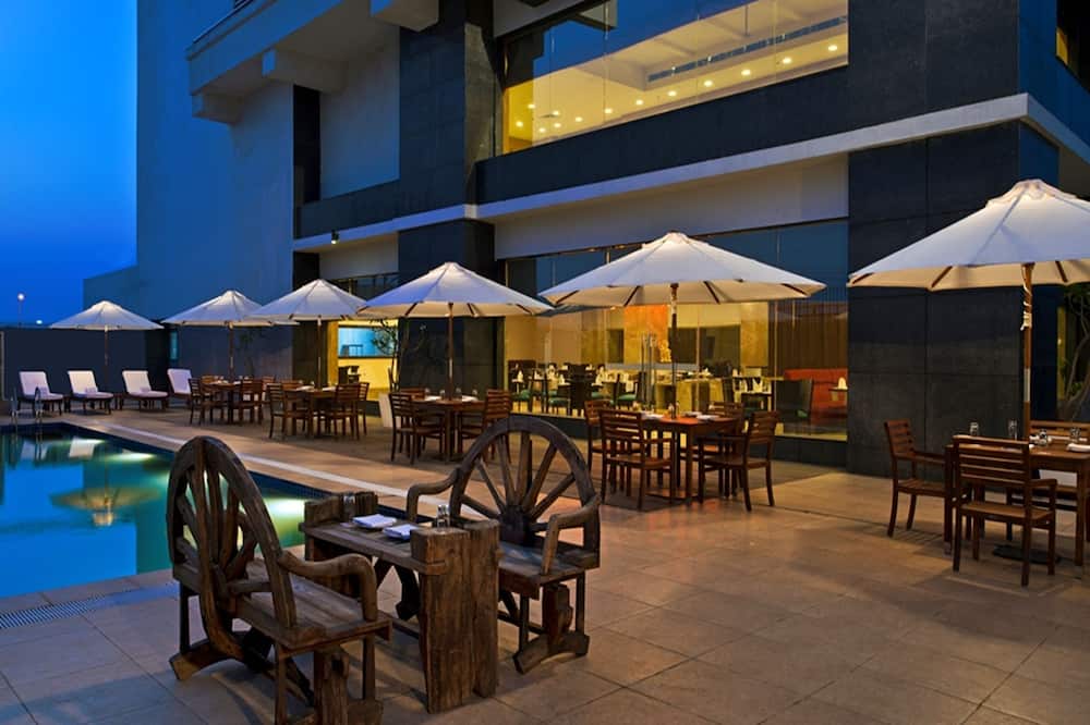 Red Fox by Lemon Tree Hotels, Bhiwadi
