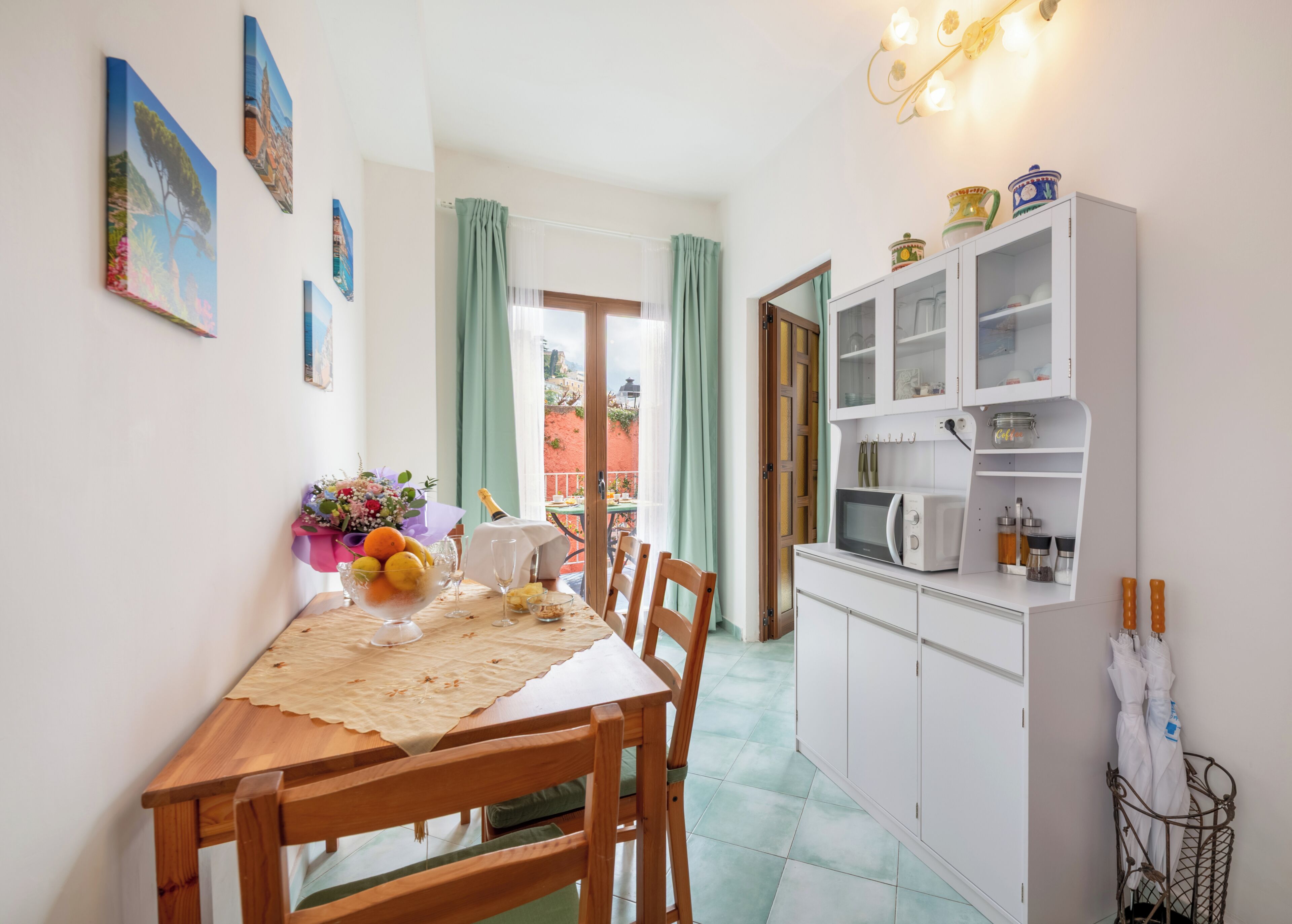 Apartment, Sea View | Dining room