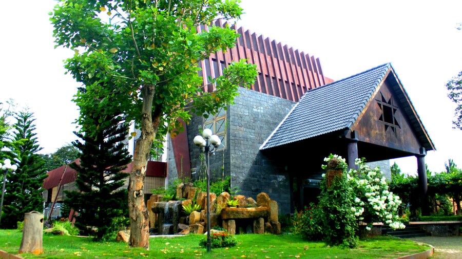Trung Nguyen Coffee Resort