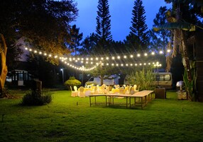 Área de parrillas y picnic