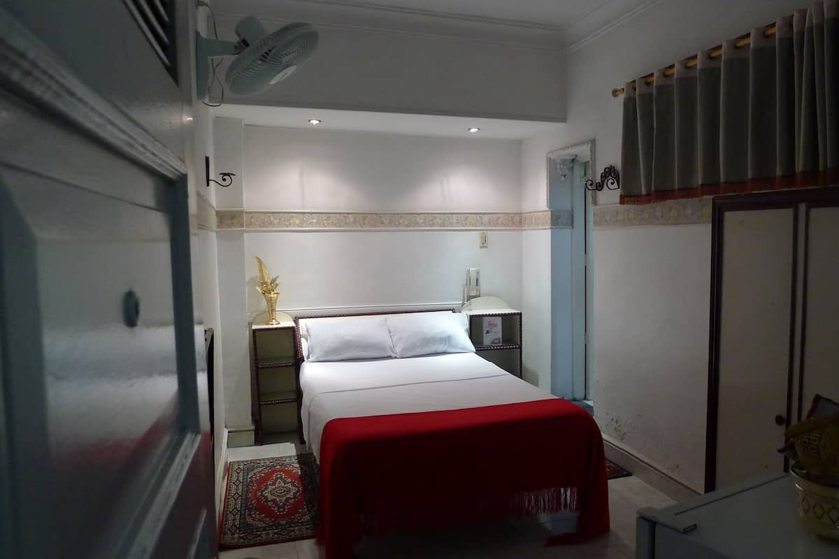 Minibar, in-room safe, free WiFi
