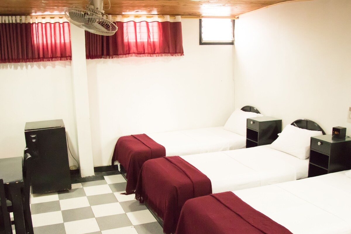 Minibar, in-room safe, WiFi (free)