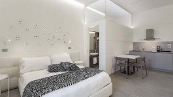 Comfort-Studiosuite, Stadtblick | Hochwertige Bettwaren, Daunenbettdecken, Minibar, Zimmersafe