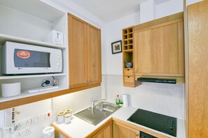 Private kitchen - Studios 2 Let North Gower (London)