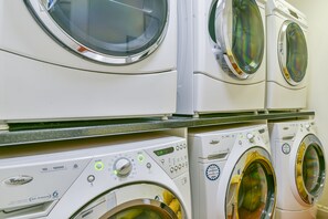 Laundry room - Studios 2 Let North Gower (London)