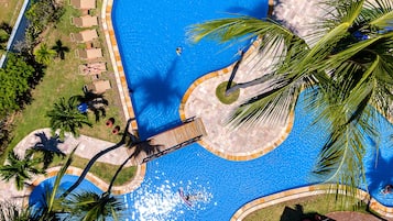 Outdoor pool, sun loungers