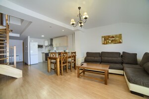 Apartamento Confort, 1 habitación | Zona de estar