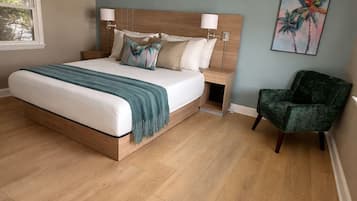 Signature Room | Iron/ironing board, free WiFi, bed sheets