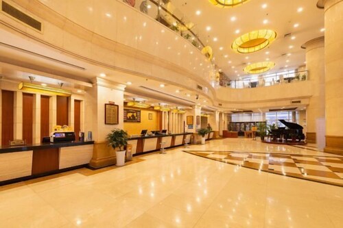 Guangming Hotel
