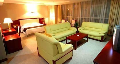 Guangming Hotel