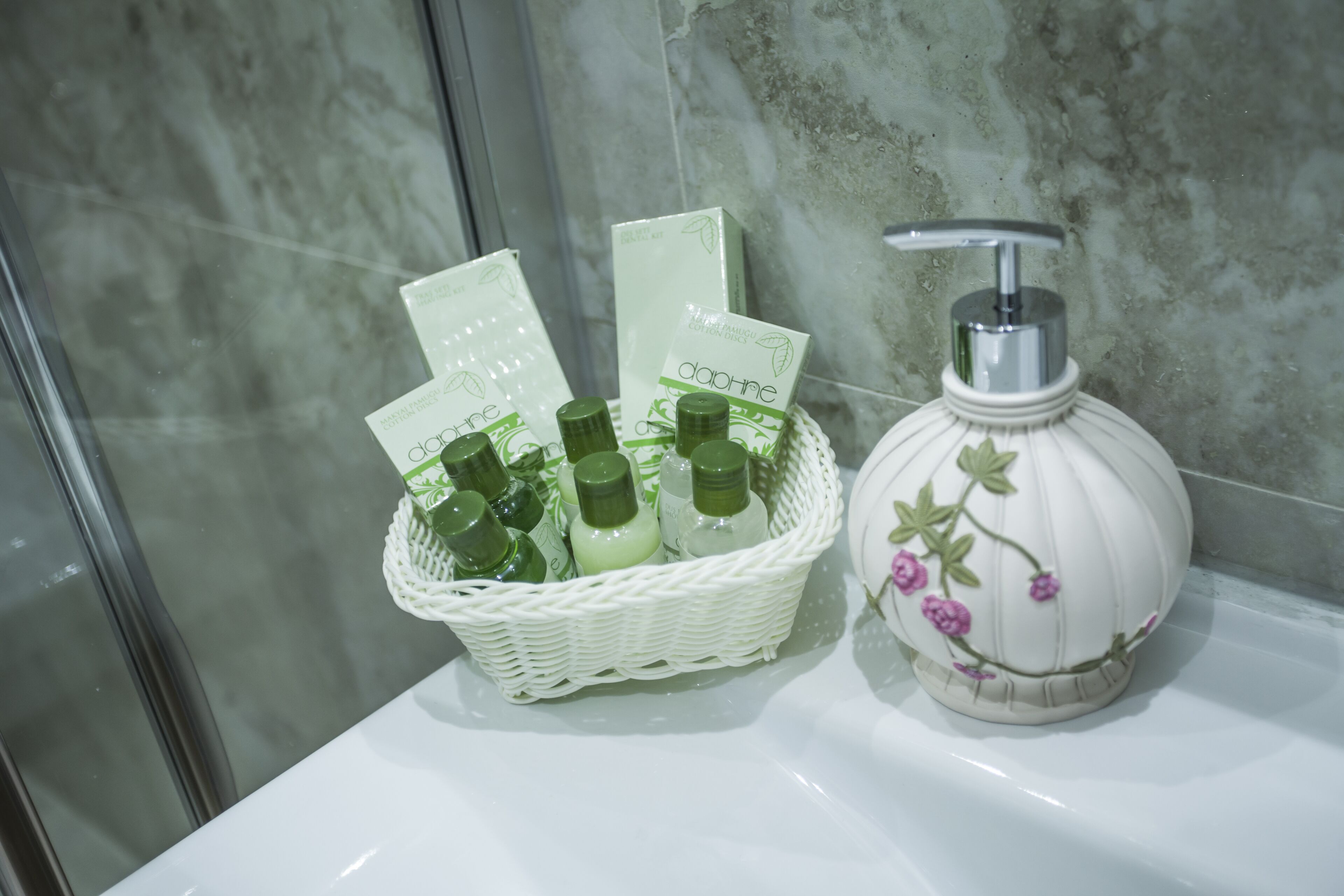 premium bedding, free minibar, in-room safe, desk